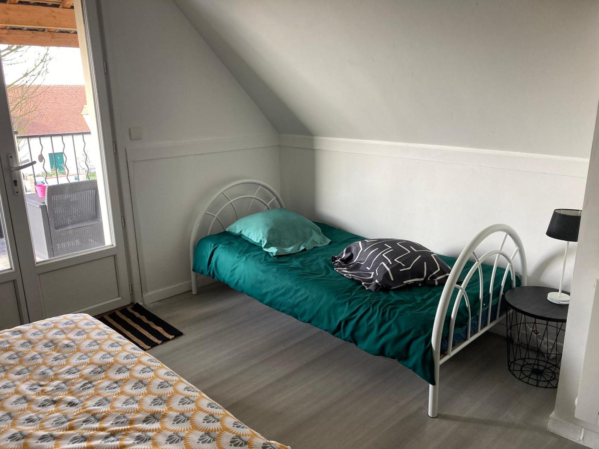 Ferienwohnung Chambre Triple Spacieuse Pour 3 Adultes Avec Terrasse Privee - Proche Disneyland Paris Mareuil-lès-Meaux Exterior foto